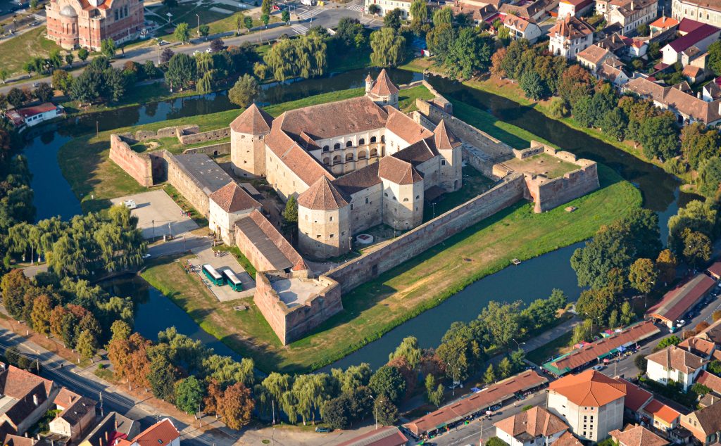 реставрация Cetatea Făgărașului