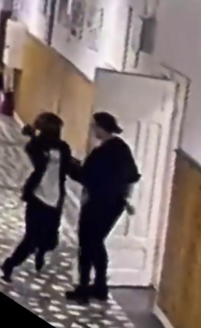 нападение с ножом